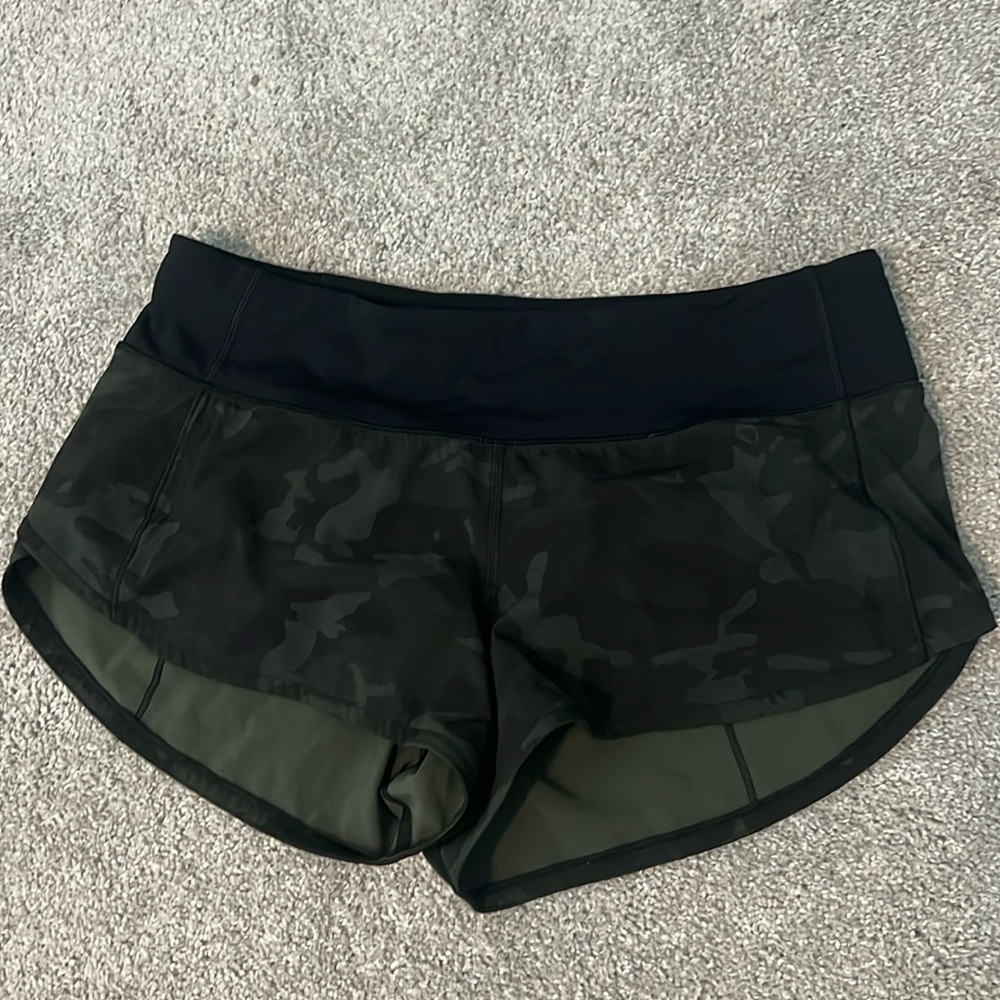 Lululemon speed up short 2.5 camo